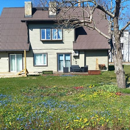 Meie Hiiumaa Majutus Kaerdlas Esterno foto
